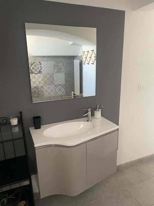 Casa Amelie Apartment Genoa Luaran gambar